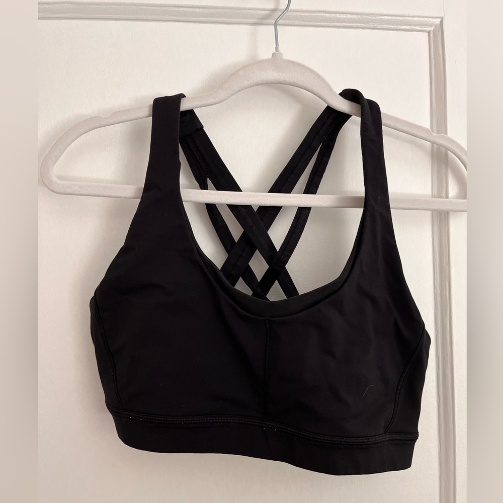 Lululemon sports bra